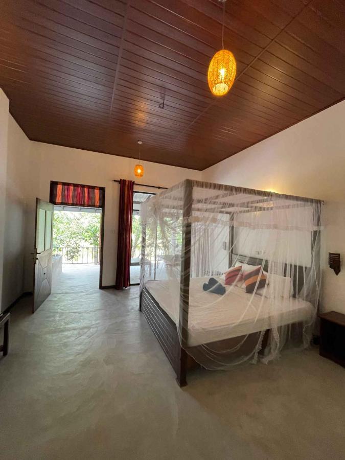 Luvi Lucas River Side Weligama Eksteriør billede
