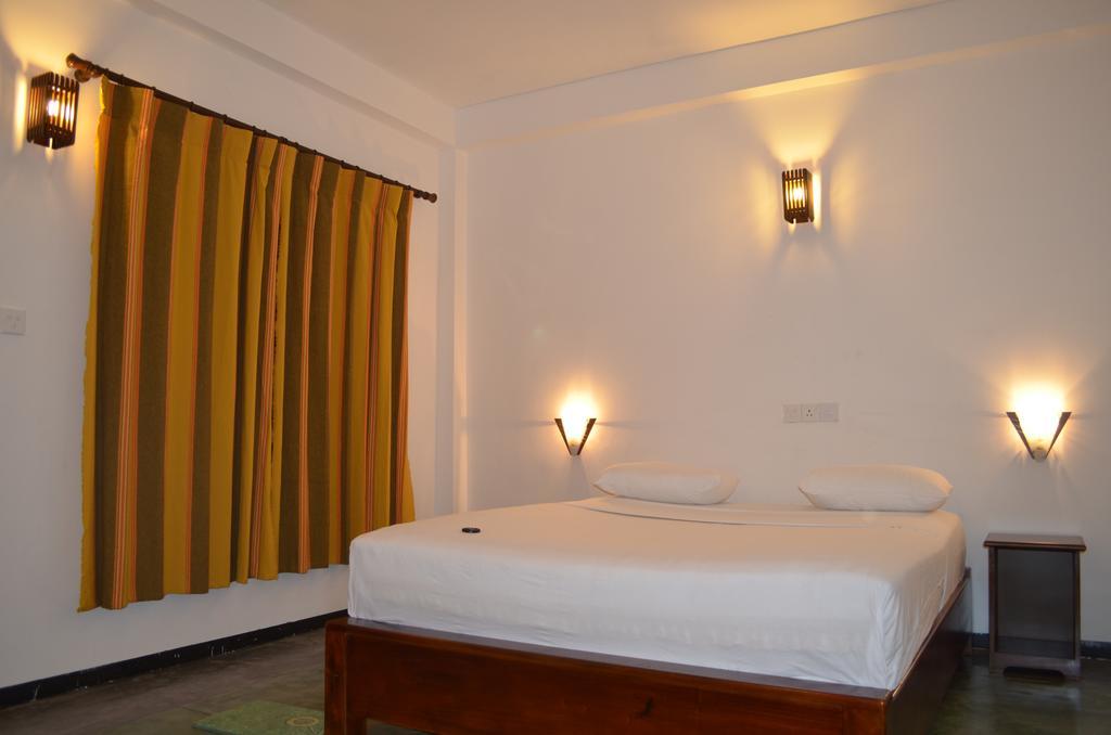 Luvi Lucas River Side Weligama Værelse billede